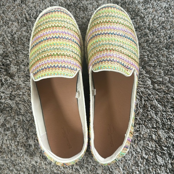 Women size ten wide worn once from target. - Picture 1 of 2